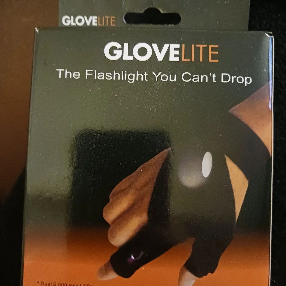 GLOVELITE Flashlight Gloves - Picture 1 of 2